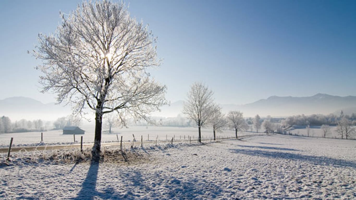 Benediktbeuern in Bayern: Im Alpenvorland schneit es am Donnerstag