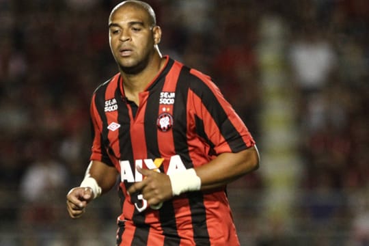 Brasiliens früherer Nationalstürmer Adriano im Februar 2014 im Trikot von Atletico Paranaense.