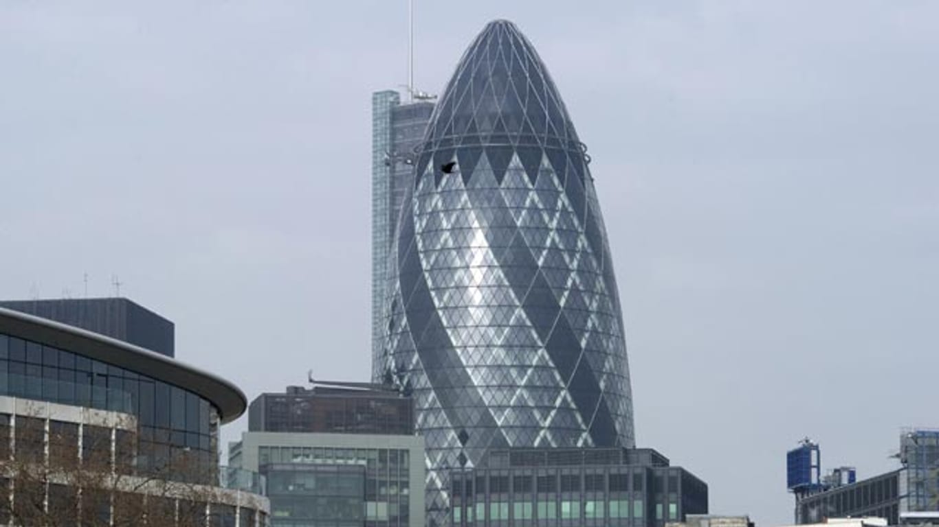 Die "Gurke", Wahrzeichen des Londoner Finanzdistrikts wurde verkauft.