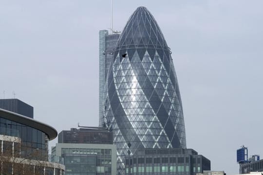 Die "Gurke", Wahrzeichen des Londoner Finanzdistrikts wurde verkauft.