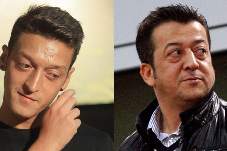 Mesut Özil (li.) und sein Vater Mustafa