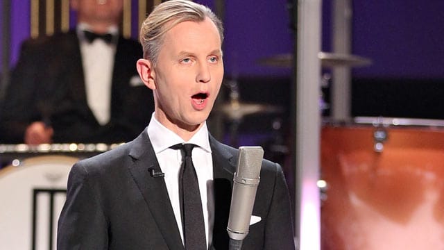 Muster an Stil und Eleganz: Sänger Max Raabe gilt als Gentleman der alten Schule. Muster an Stil und Eleganz: Sänger Max Raabe gilt als Gentleman der alten Schule.