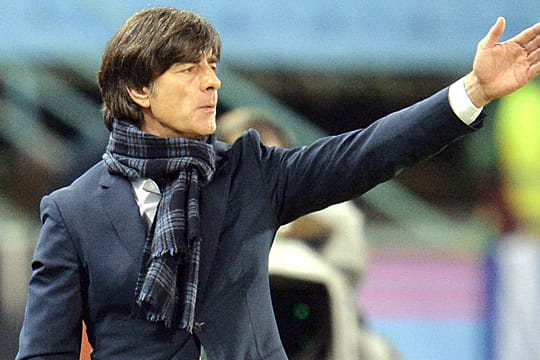 Joachim Löw peilt nach dem Gewinn der WM auch den Europameisterschaftstitel an.