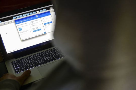 Online-Kriminelle gelangen auf unterschiedliche Weise an echte E-Mail-Adressen.