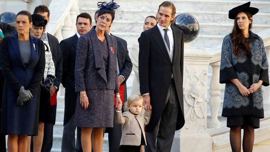 Prinzessin Stephanie von Monaco, Prinzessin Caroline von Hannover, Sacha Casiraghi, Andrea Casiraghi und Andreas Ehefrau Tatiana Santo Domingo (v.li.)