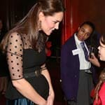 Bei einem Charity-Event im Kensington Palast zeigte Herzogin Kate ihr Vier-Monats-Bäuchlein.