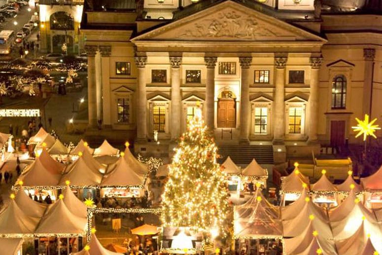 Der wohl bekannteste Weihnachtsmarkt in Berlin ist der am Gendarmenmarkt.