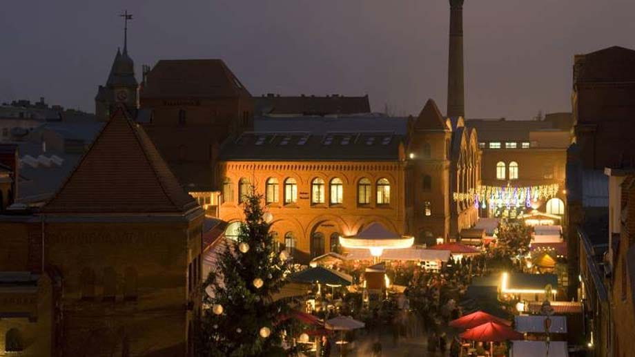 Lucia-Weihnachtsmarkt auf dem Prenzlauer Berg in Berlin.