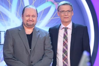 Kandidat Alpha O'Droma mit Moderator Günther Jauch
