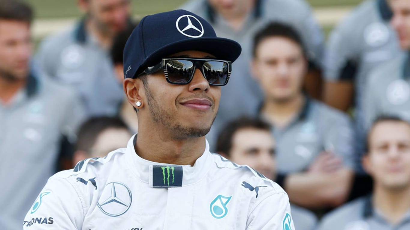 Die Sonnenbrille und ein Diamantohrstecker verstärken Lewis Hamiltons Ruf als Pop-Sternchen der Formel 1.