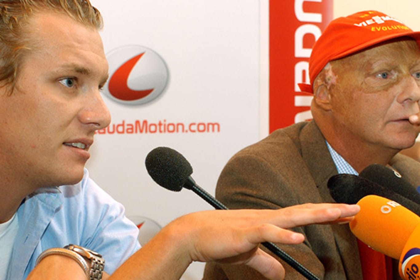 Ein Foto aus dem Jahr 2003: Lukas (li.) und Niki Lauda