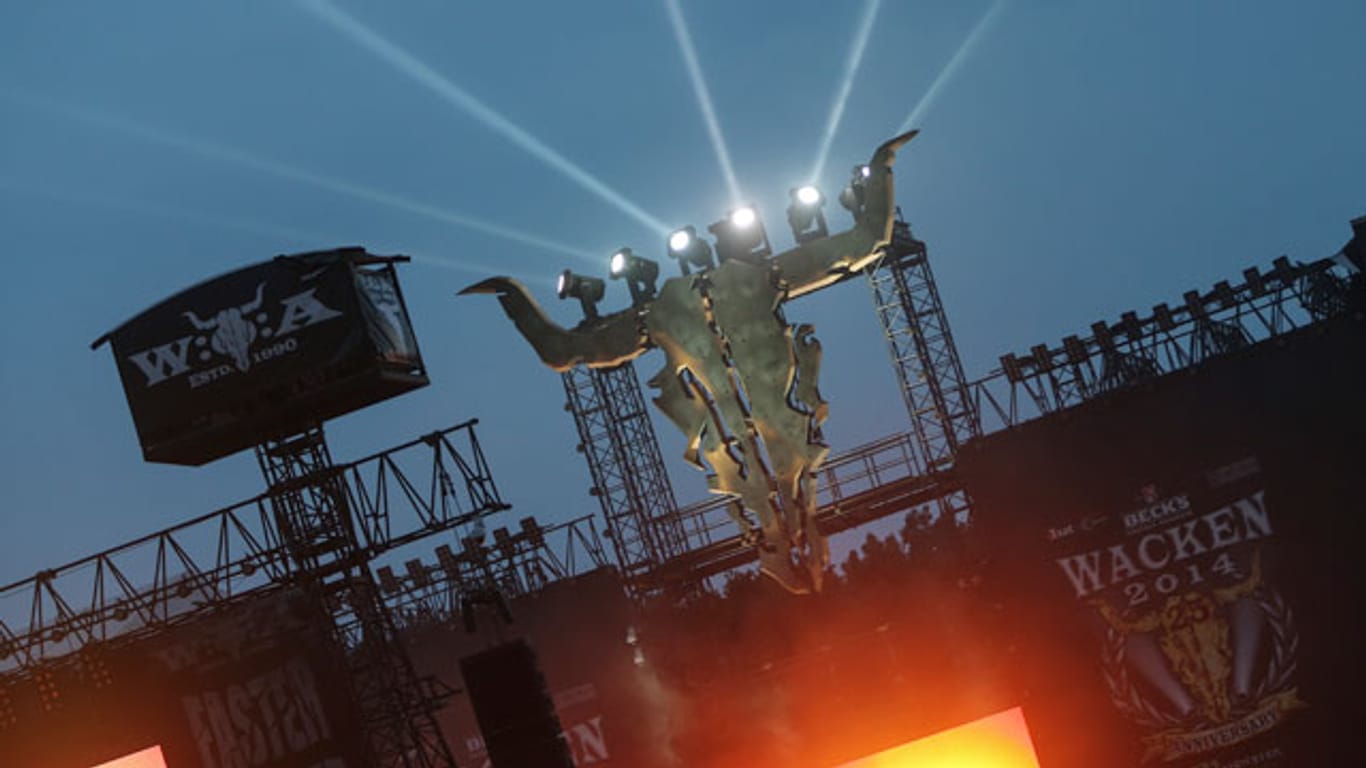 Auch beim Wacken Open Air 2015 dient der Schädel als Symbol des Heavy-Metal-Festivals in Norddeutschland.