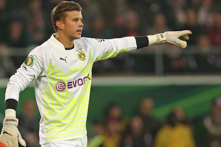 Mitchell Langerak hütet gegen Hoffenheim das Dortmunder Tor.