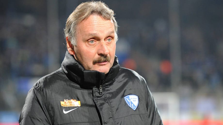 Der beim VfL Bochum entlassene Peter Neururer fühlt sich ungerecht behandelt.