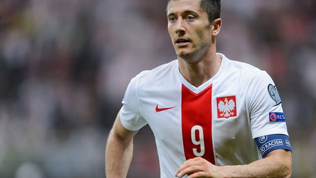 Robert Lewandowski führt Polens Mannschaft demnächst immer aufs Feld.