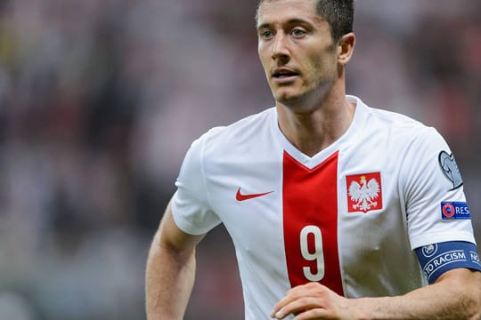Robert Lewandowski führt Polens Mannschaft demnächst immer aufs Feld.
