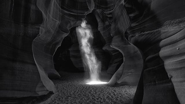 Aufgenommen wurde "Phantom" im Antelope Canyon im US-Bundesstaat Arizona. Aufgenommen wurde "Phantom" im Antelope Canyon im US-Bundesstaat Arizona.