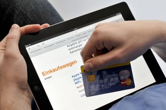 Beim Online-Einkauf sollten Käufer sichere Bezahlverfahren nutzen.