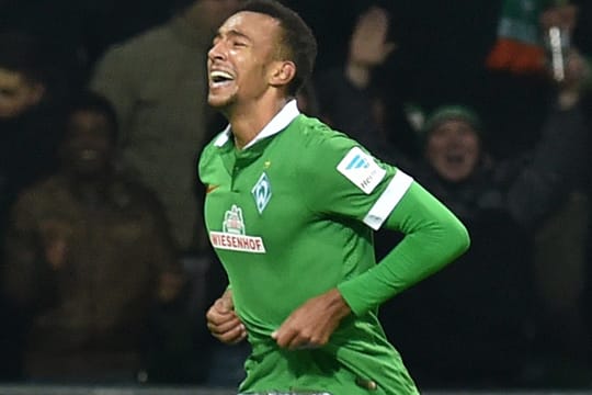 Pure Freude: Werder-Talent Melvyn Lorenzen jubelt über sein Tor zum 2:1 gegen Hannover.
