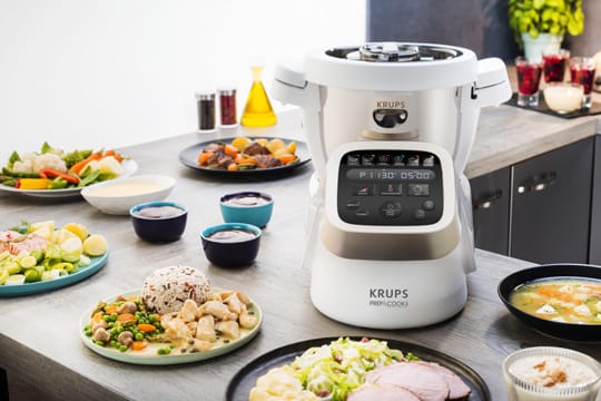 Die Krups "Prep & Cook" Küchenmaschine sagt dem "Thermomix" den Kampf an