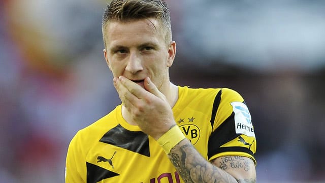 Weil er jahreslang ohne Fahrerlaubnis hinter dem Steuer gesessen hat, muss Marco Reus 540.000 Euro zahlen.