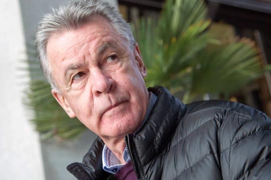 Ottmar Hitzfeld hat ein Comeback auf die Trainerbank ausgeschlossen.