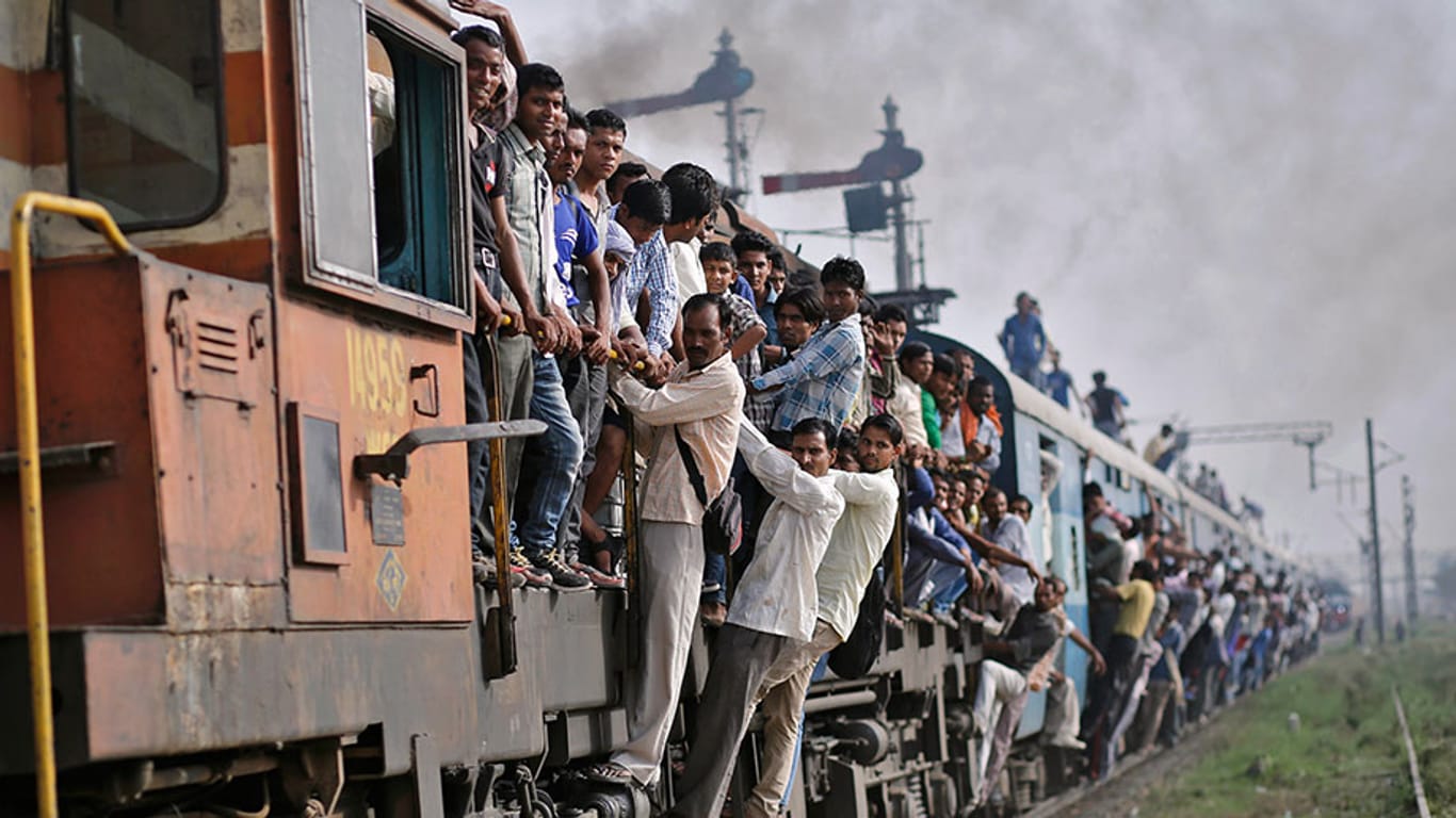Überfüllter Zug in Indien: Die Weltbevölkerung ist auch 2014 wieder deutlich gewachsen