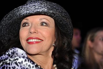 Sie ist nun eine "Dame": Joan Collins wurde von der Queen geehrt.