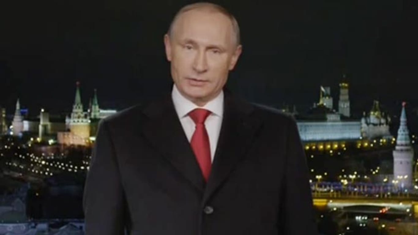 Wladimir Putin bei seiner Neujahrsansprache im russischen Fernsehen.