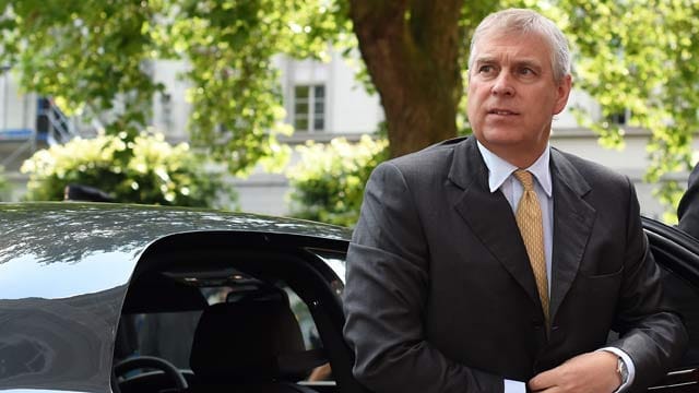 Prinz Andrew gerät wegen angeblichen Missbrauchs immer mehr unter Druck.