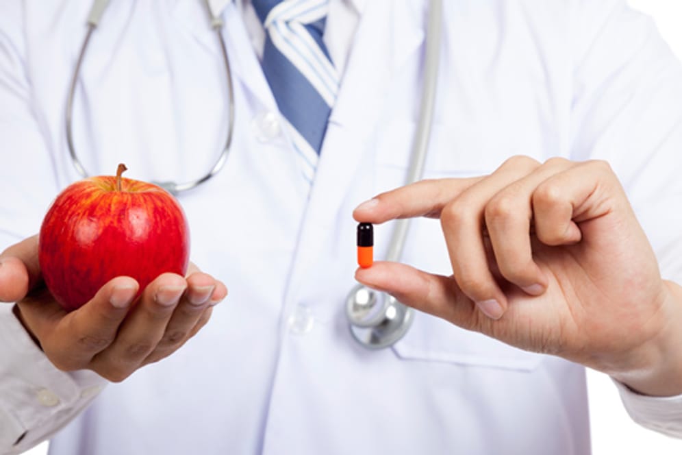 Bei Vitaminmangel sollte man die Essgewohnheiten ändern oder Nahrungsergänzungspreparate einnehmen