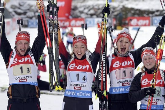 Die deutschen Biathletinnen hatten beim Weltcup in Hochfilzen die Staffel gewonnen.