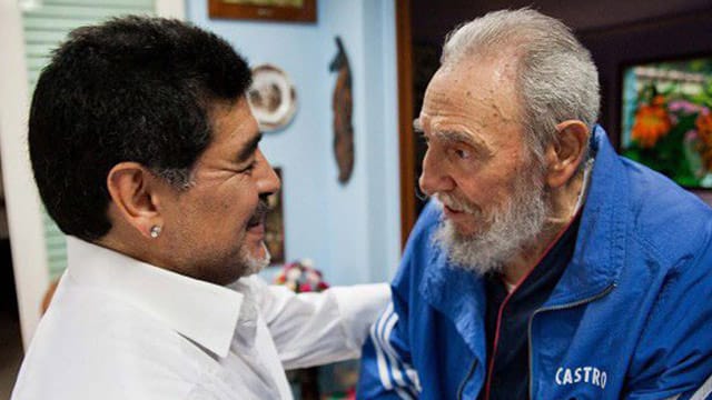 Diego Maradona trifft Fidel Castro - ein Bild von April 2013