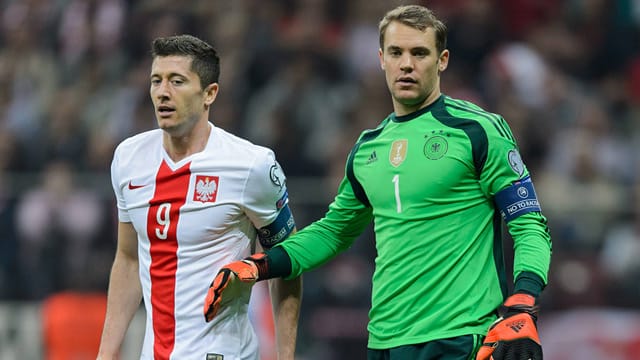 Robert Lewandowski (li.) gab Manuel Neuer nur drei Punkte.