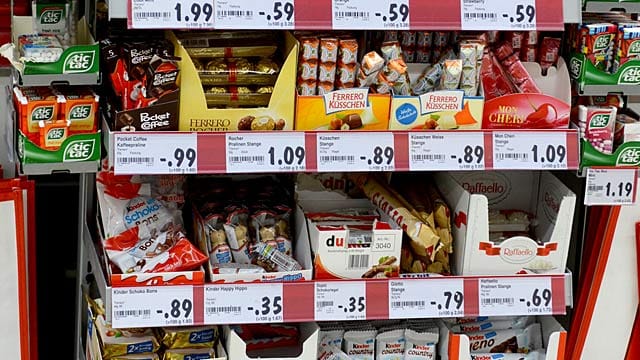 "Quengelware" soll aus der Kassenzone verbannt werden.