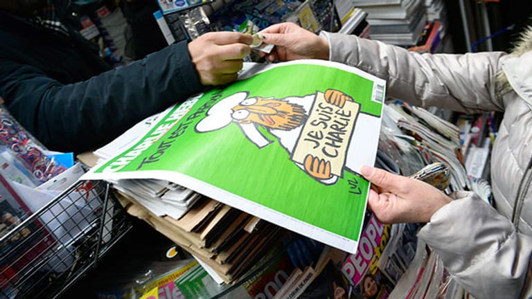 Die neue Ausgabe von "Charlie Hebdo" hat in der arabischen Welt unterschiedliche Reaktionen ausgelöst.