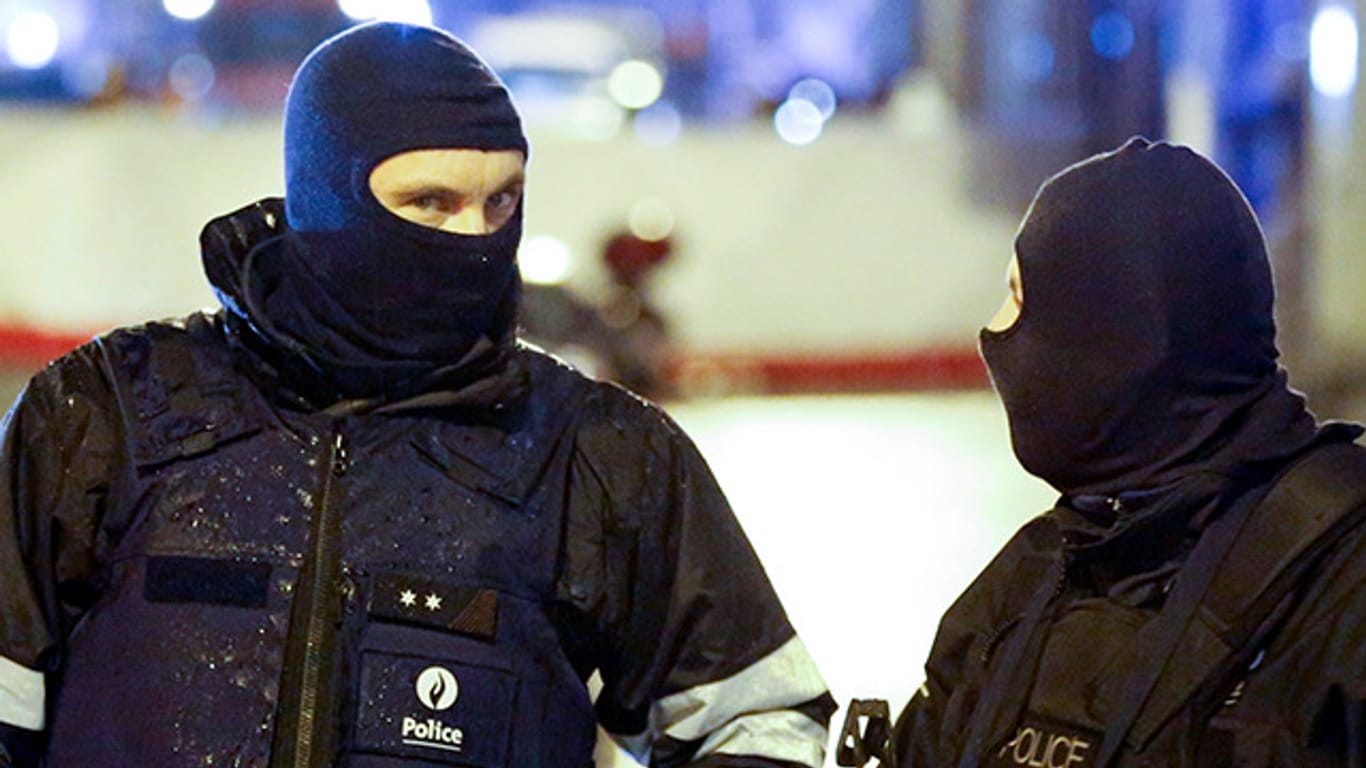 Bei einem Anti-Terroreinsatz in Verviers sind zwei Menschen getötet worden