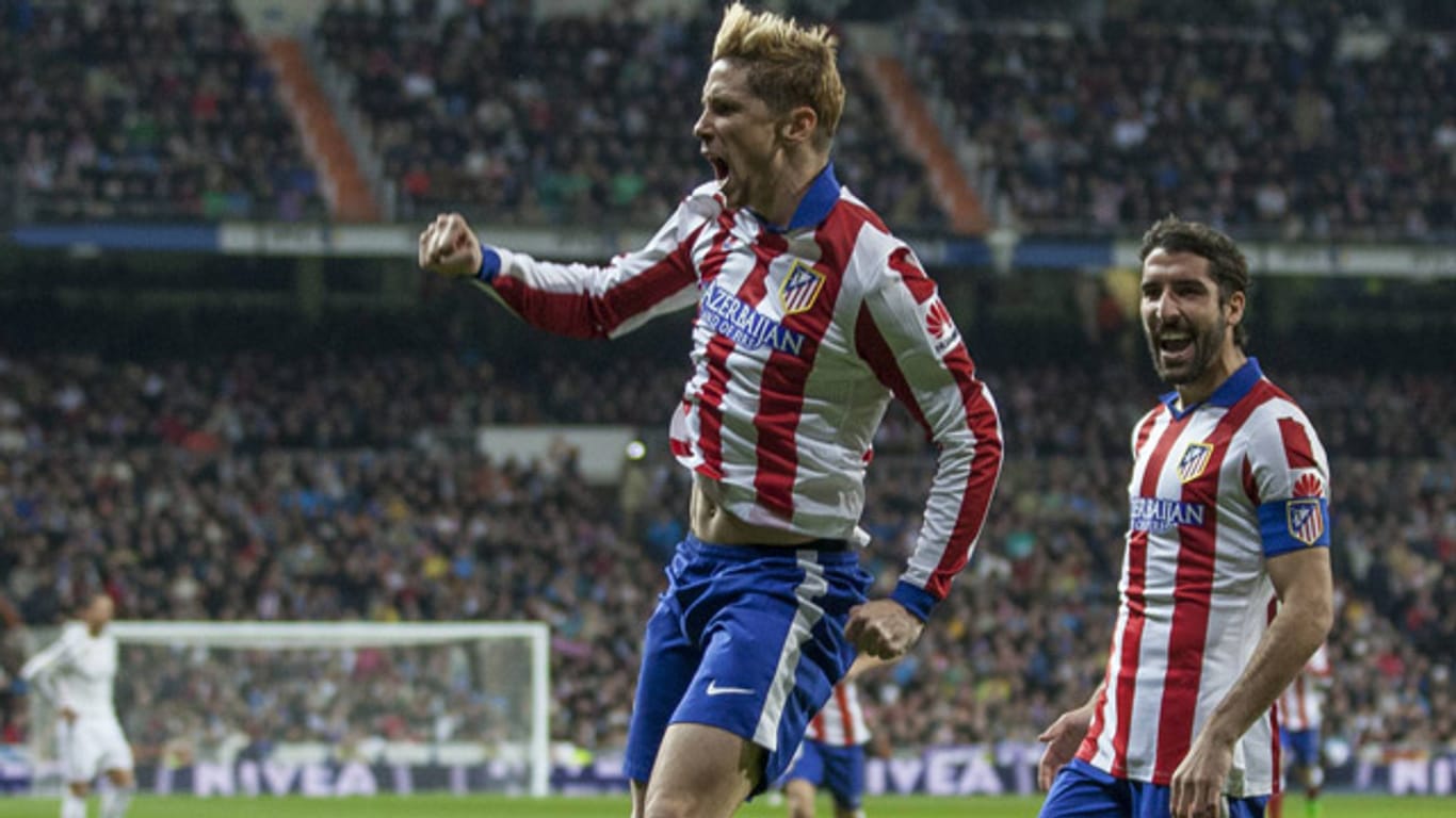 Atletico-Stürmer Fernando Torres bejubelt einen seiner beiden Treffer gegen Real im spanischen Pokal.