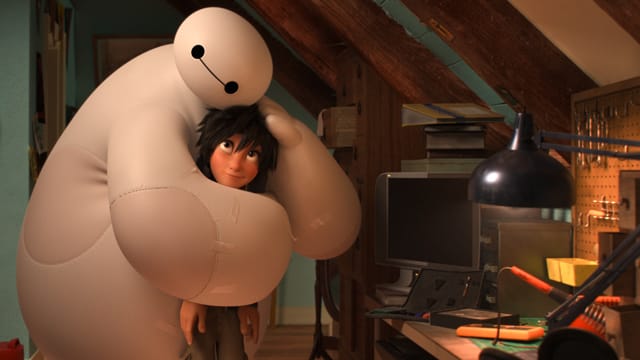 Hiro und sein knuddeliger Roboter Baymax sind wahre Freunde.