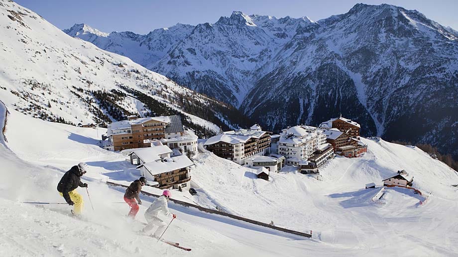 Am Giggijoch über der kleinen Hotelsiedlung Hochsölden macht Skifahren dagegen auch dem Anfänger Spaß.