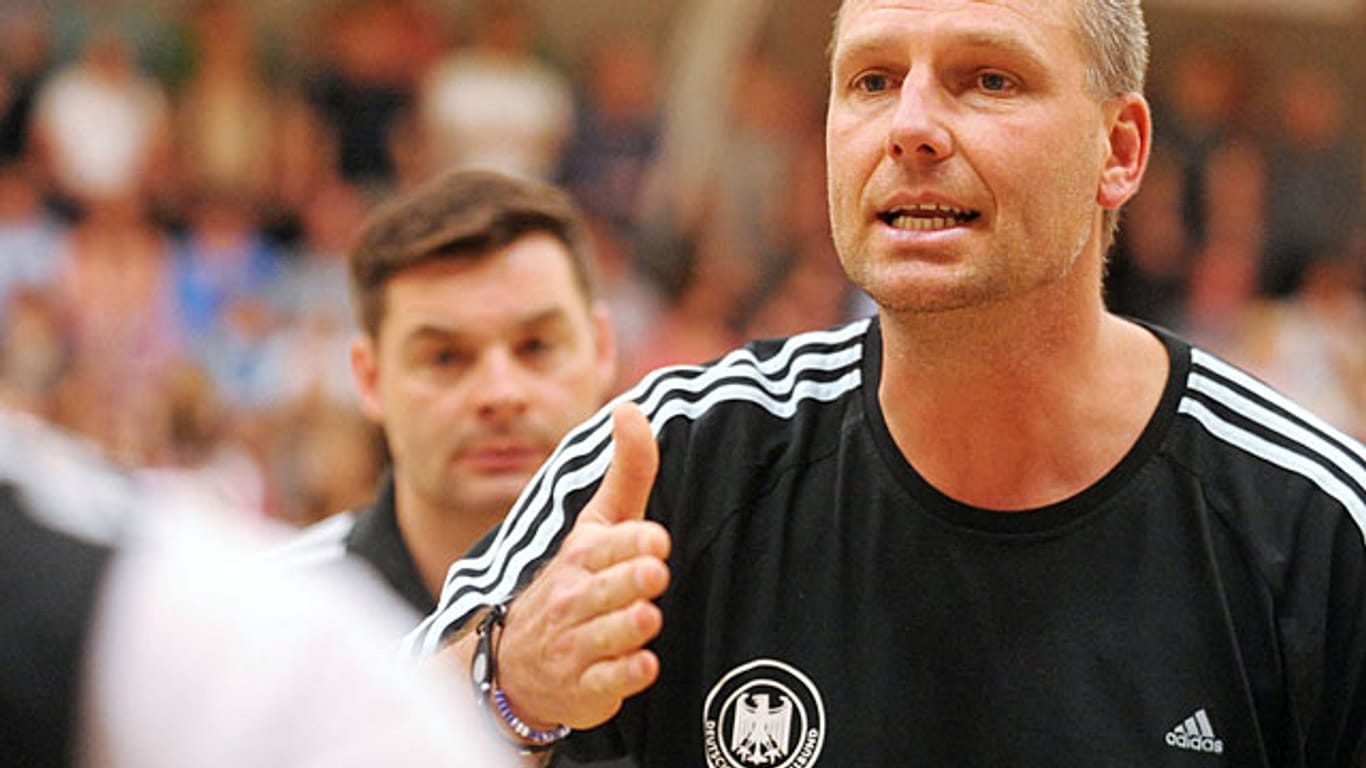 Junioren-Bundestrainer Christian Schwarzer glaubt an das DHB-Team.