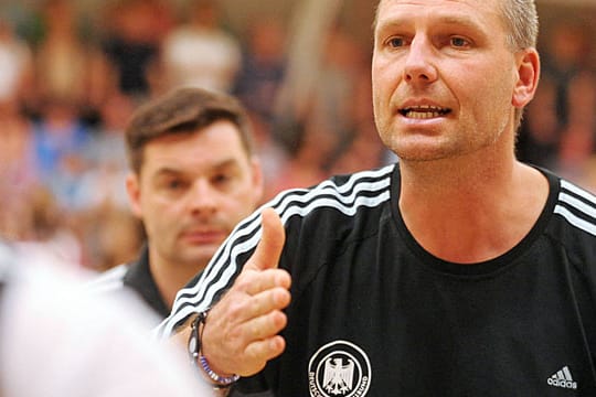 Junioren-Bundestrainer Christian Schwarzer glaubt an das DHB-Team.