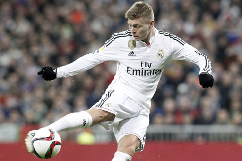 Toni Kroos will mit Real Madrid gegen San Sebastian die Tabellenführung ausbauen.