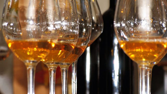 Orange Wine steht immer häufiger auf dem Programm feiner Weingüter. Orange Wine steht immer häufiger auf dem Programm feiner Weingüter.
