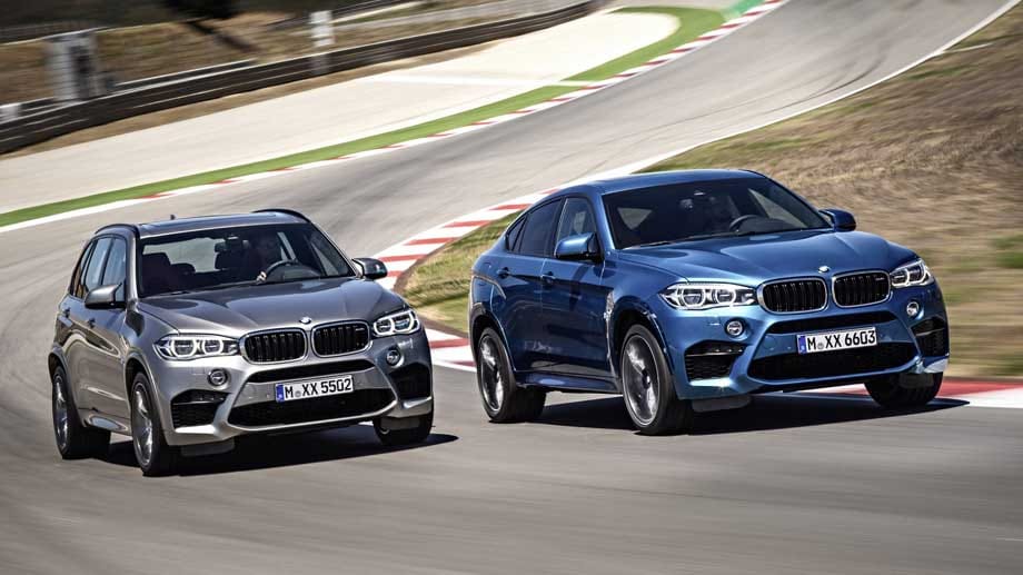 Das sind die beiden neuen M-Modelle von BMW: Das SUV X5 M (links) und das SUV-Coupé X6 M (rechts). Beide Boliden teilen sich die gleiche technische Plattform.