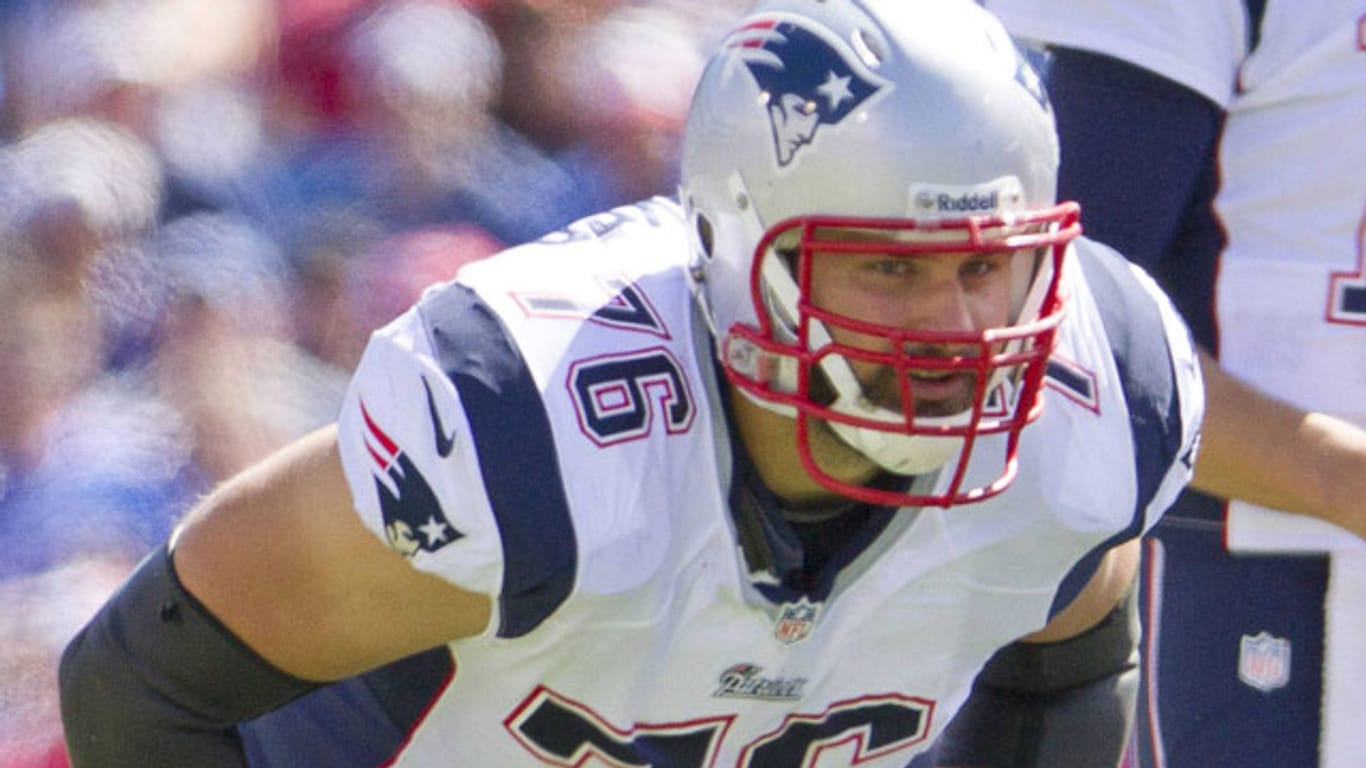 NFL-Profi Sebastian Vollmer gewinnt mit den New England Patriots den Super Bowl.