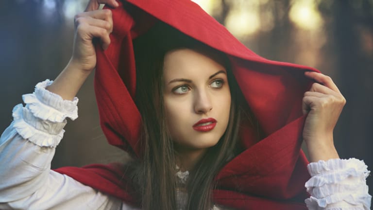Ein Rotkäppchen-Kostüm kann entweder klassisch oder sexy gestylt sein