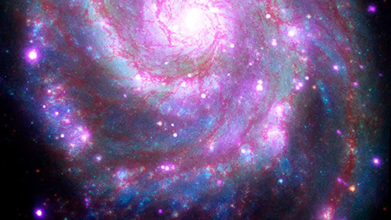 Sensationelle Aufnahmen: Diese Galaxie ist eine Spiralgalaxie wie unsere Milchstraße und liegt etwa 30 Millionen Lichtjahre von der Erde entfernt.