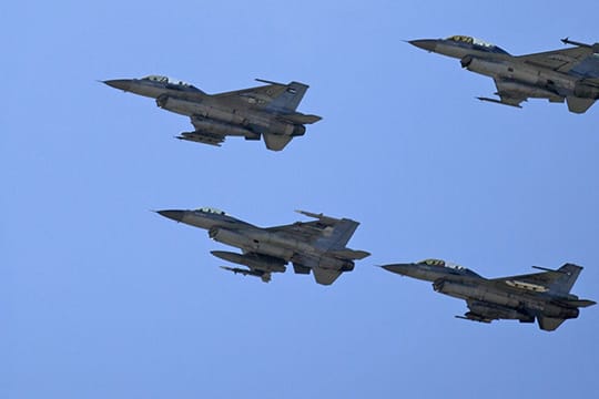Kampfjets der jordanischen Luftwaffe.