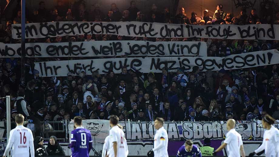 Aues Fans provozieren die Gäste aus Leipzig mit einem Nazi-Vergleich.